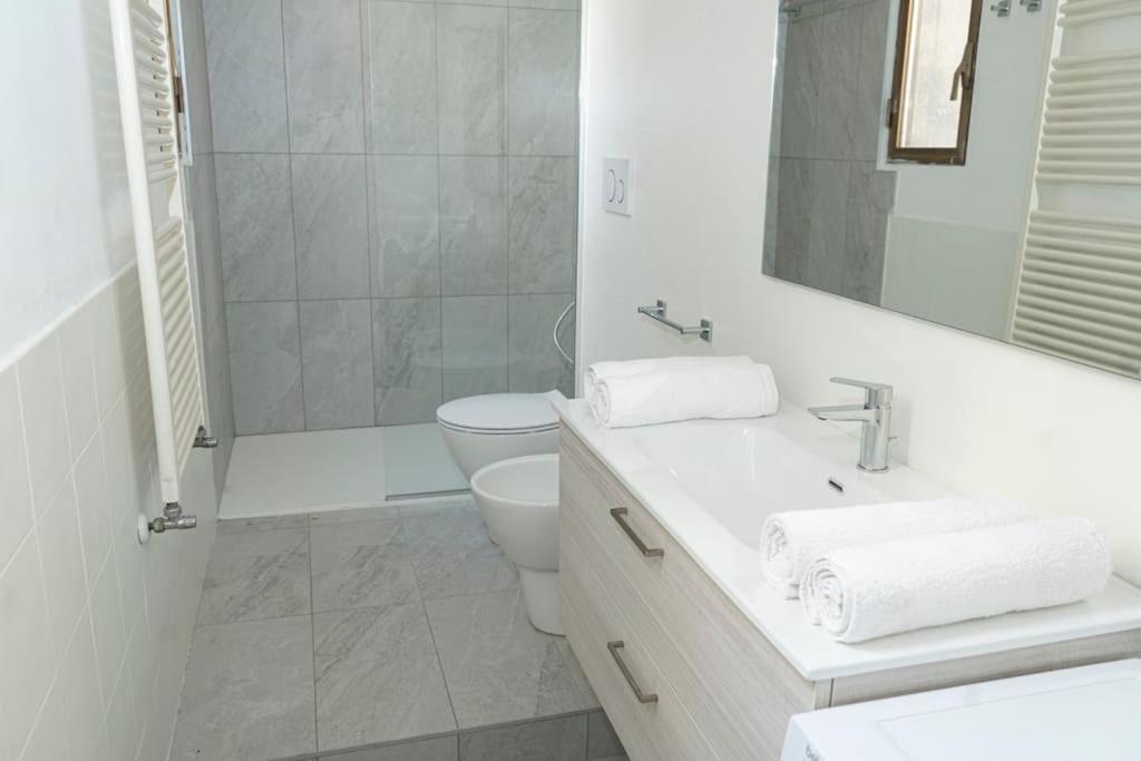 Lo3 • Navigli Chic Apartment • Milano Eksteriør billede
